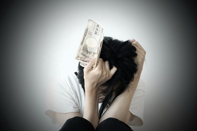 借金に縛られる。韮崎市で債務整理の無料相談ができます